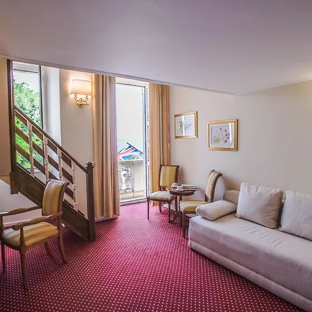 Cavalieri 호텔 4*