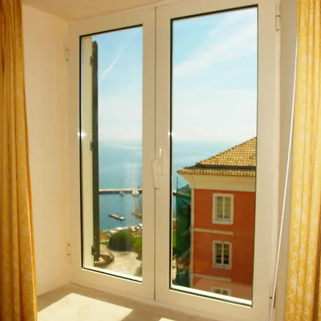 カバリエリ ホテル コルフ島