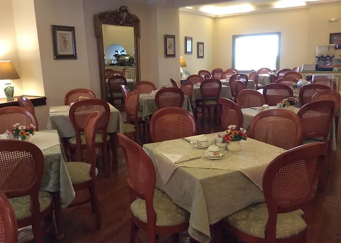 Cavalieri Corfu (city)